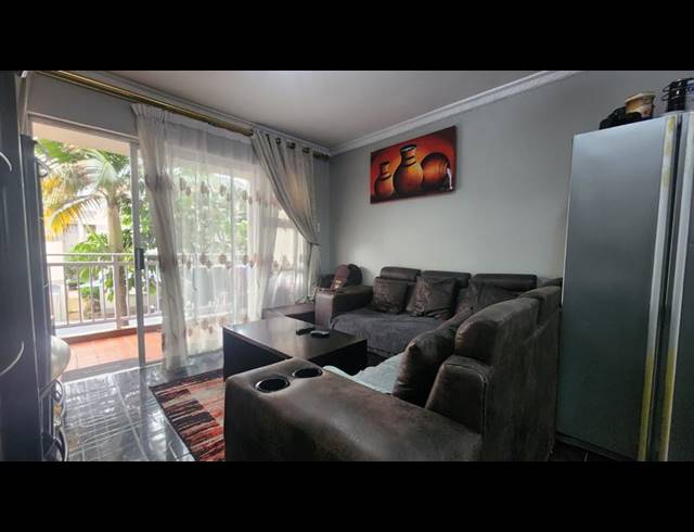 2 BEDROOM APARTMENT FOR SALE IN NORTH BEACH